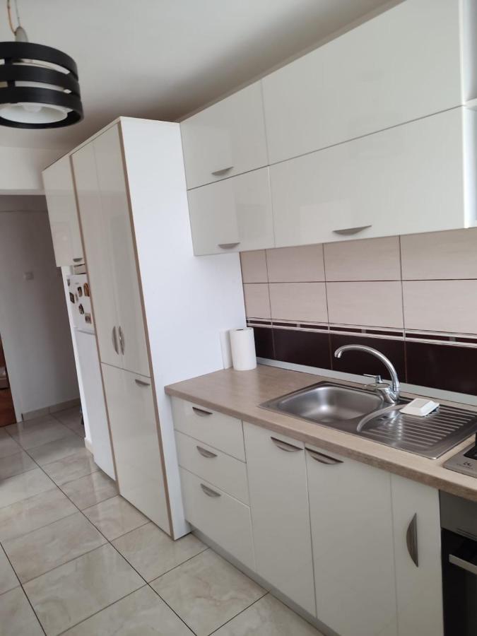 Concept Home Valcea Рымнику-Вылча Экстерьер фото