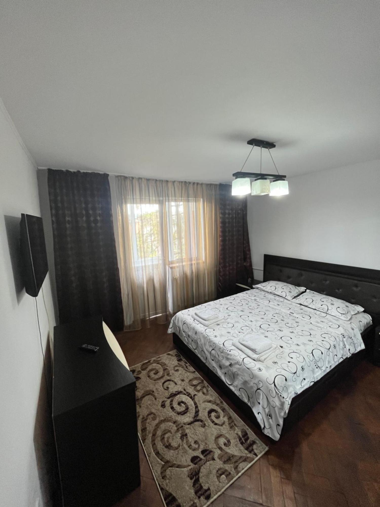Concept Home Valcea Рымнику-Вылча Экстерьер фото